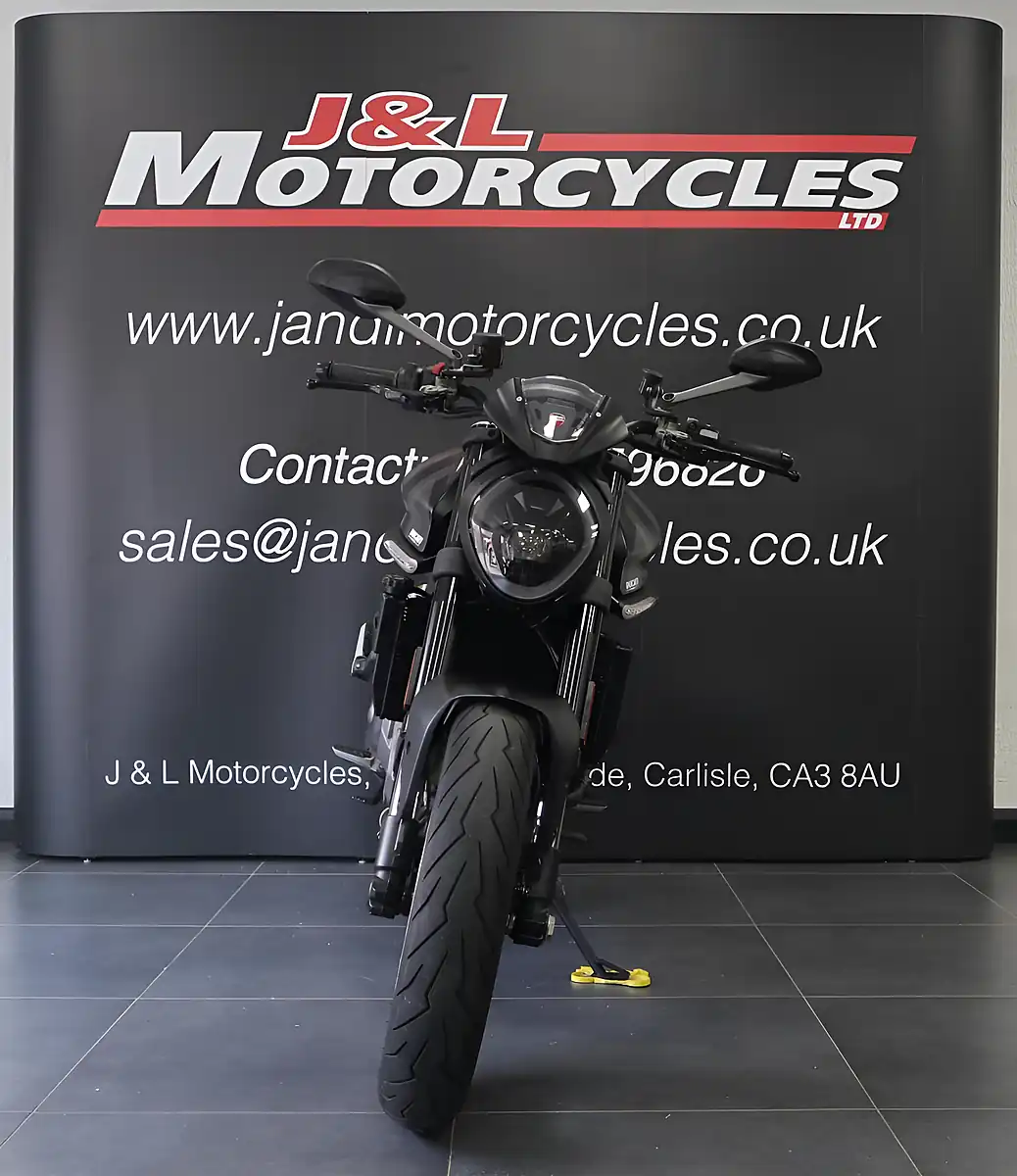 Used 2021 Ducati Monster 937 Black - Interior and Exterior details 4