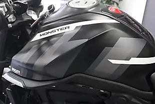 Used 2021 Ducati Monster 937 Black - Interior and Exterior details 9