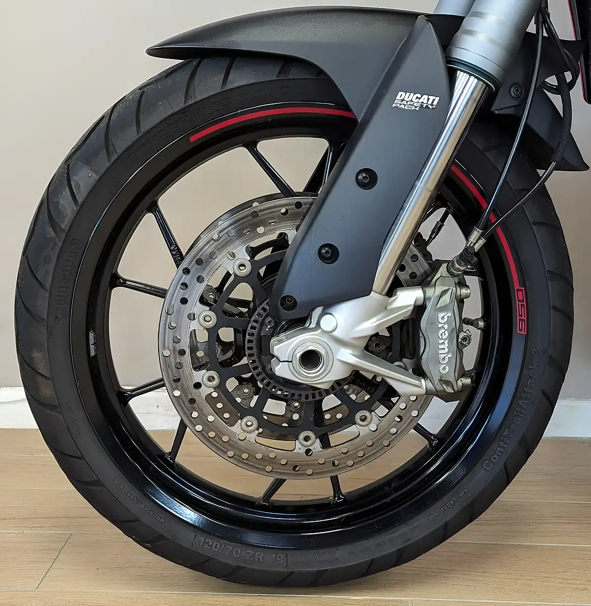 Used 2021 Ducati Multistrada 950 S - Interior and Exterior details 17