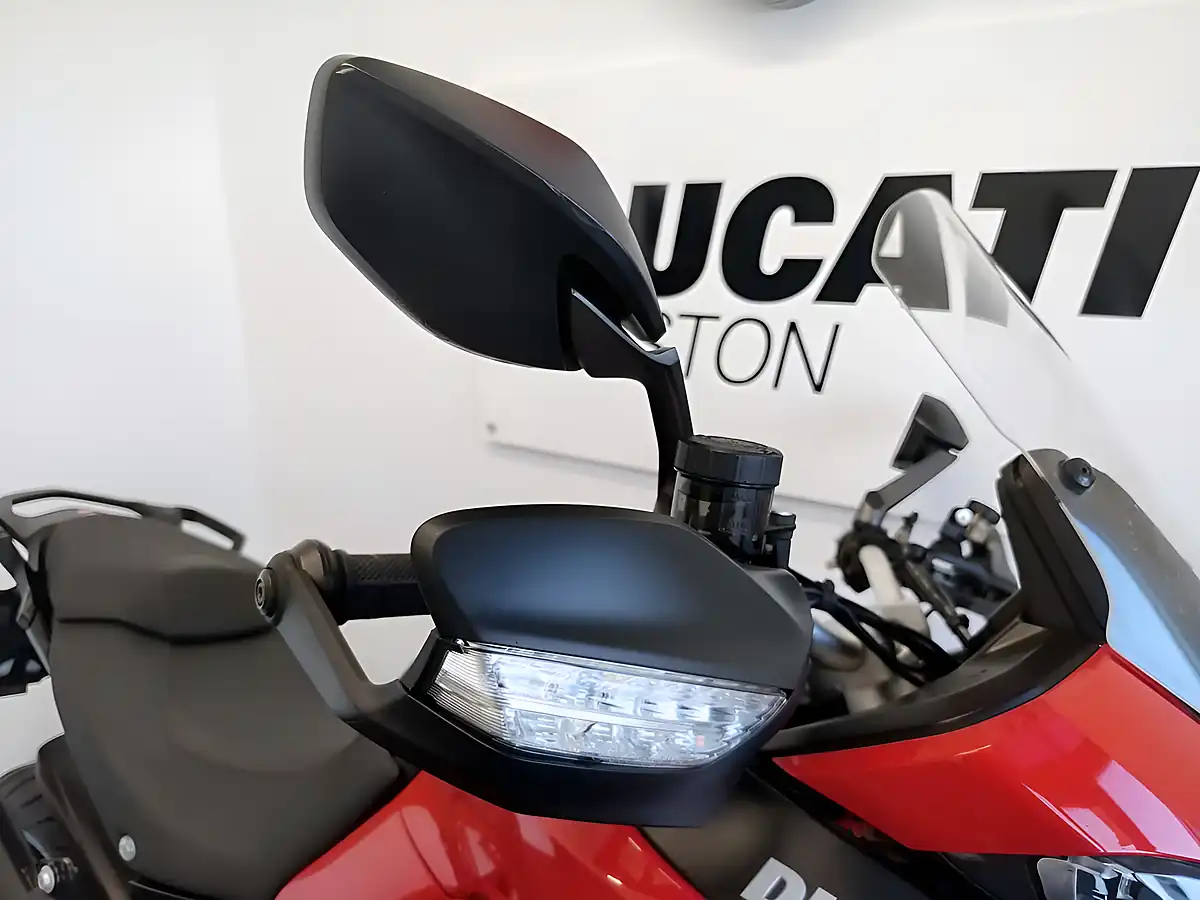 Used 2021 Ducati Multistrada 950 S Red - Interior and Exterior details 13