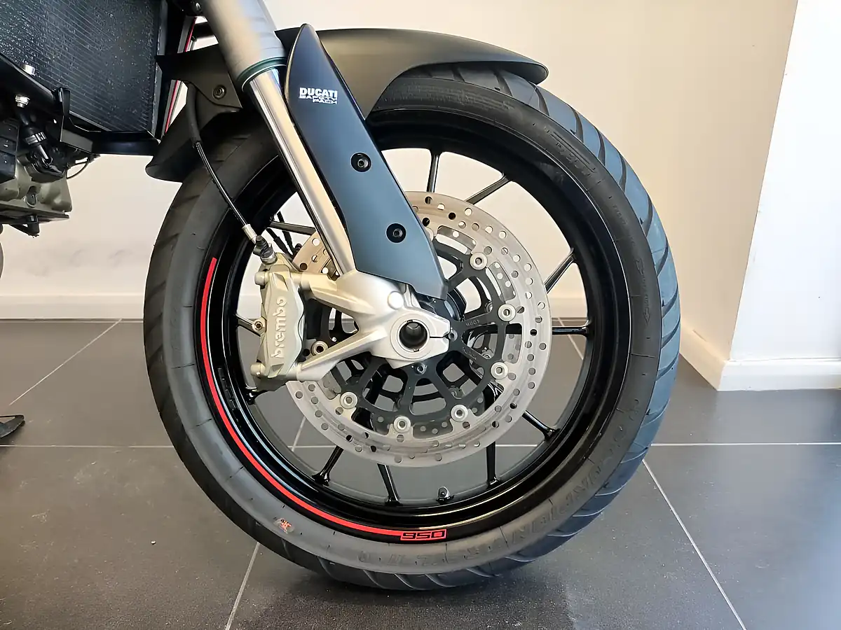Used 2021 Ducati Multistrada 950 S Red - Interior and Exterior details 7