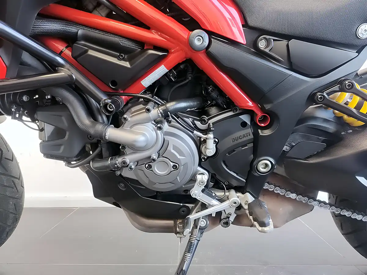Used 2021 Ducati Multistrada 950 S Red - Interior and Exterior details 9