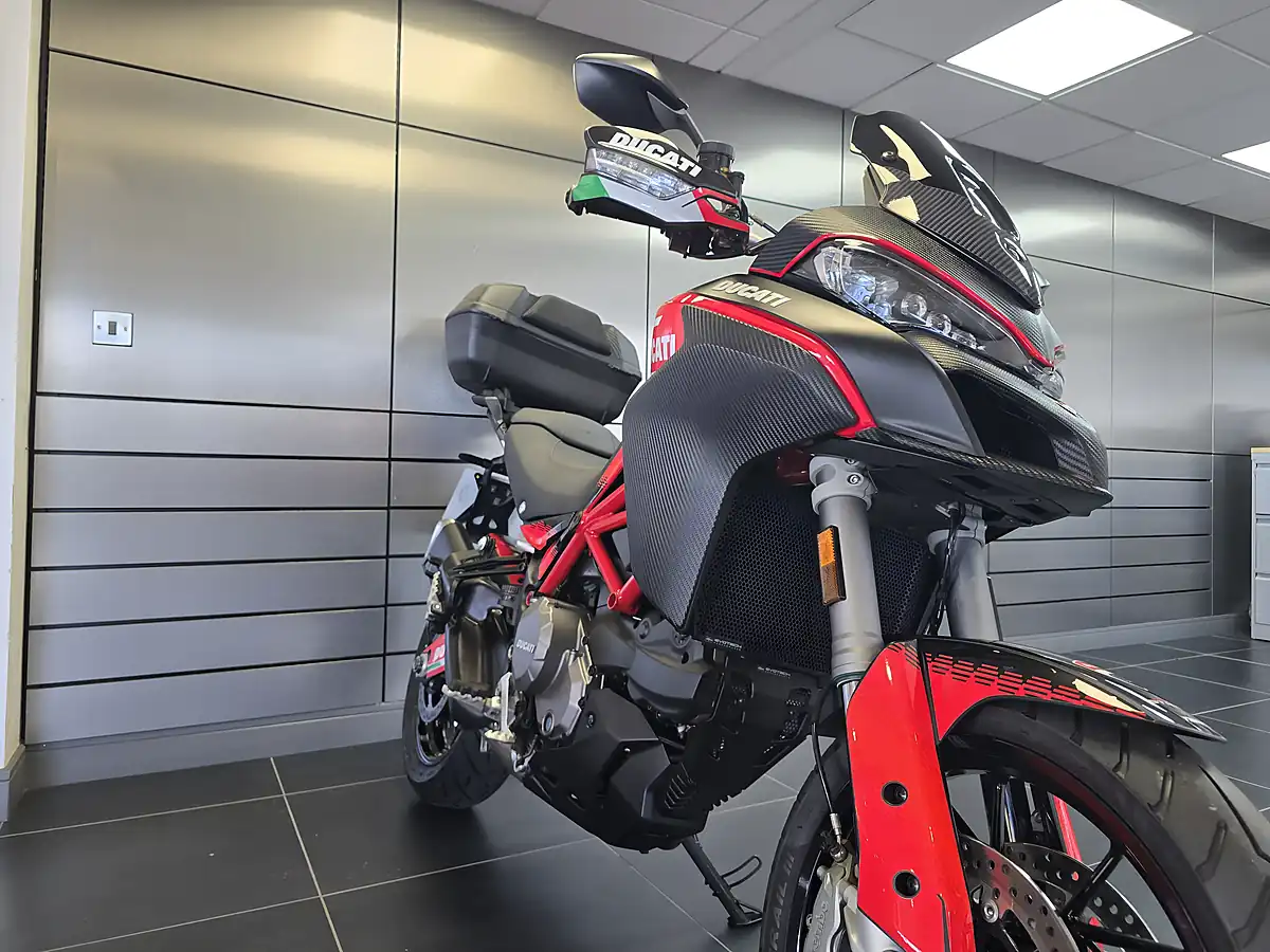Used 2021 Ducati Multistrada 950 S Red - Interior and Exterior details 11