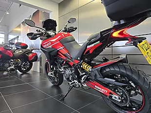 Used 2021 Ducati Multistrada 950 S Red - Interior and Exterior details 16