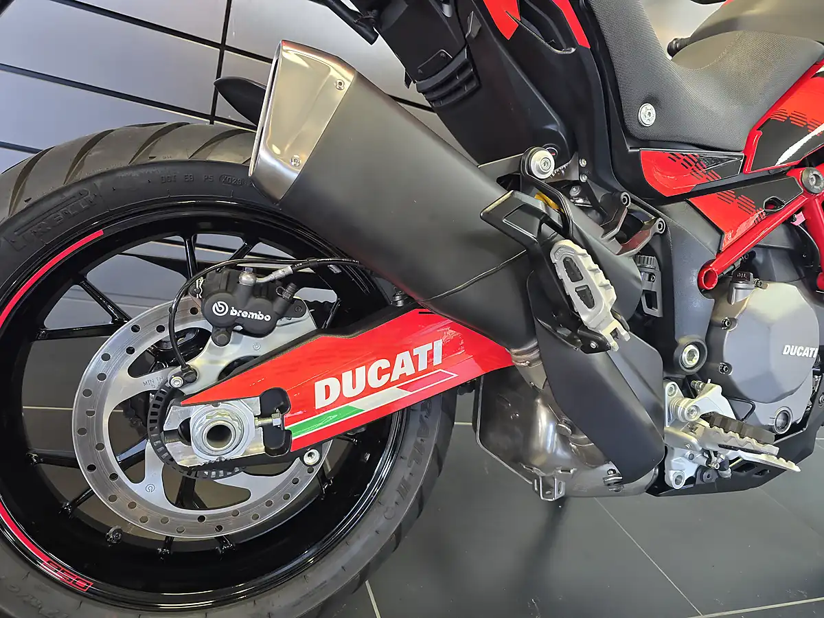 Used 2021 Ducati Multistrada 950 S Red - Interior and Exterior details 7