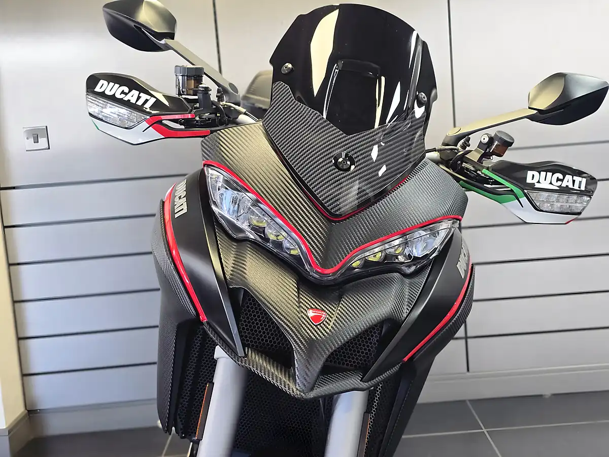 Used 2021 Ducati Multistrada 950 S Red - Interior and Exterior details 8