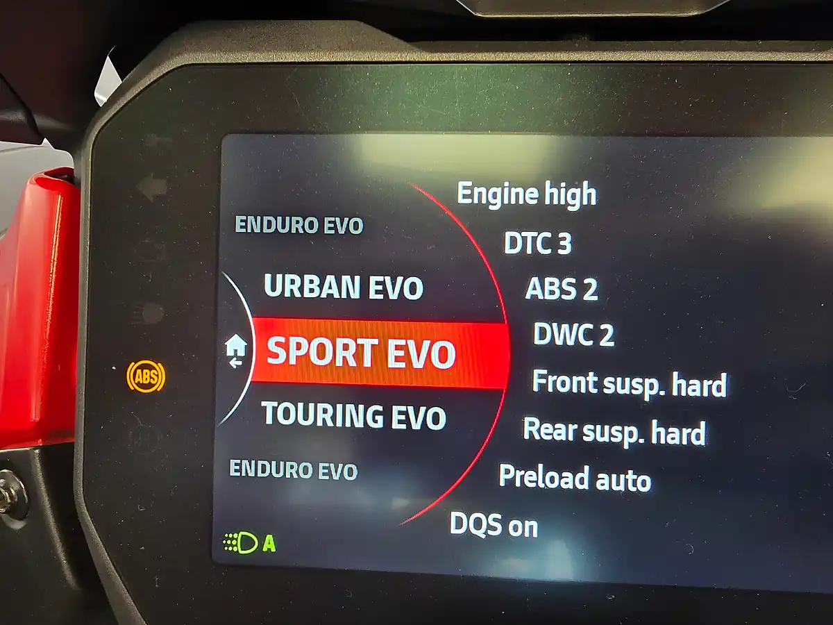 Used 2021 Ducati Multistrada V4 S Full Red - Interior and Exterior details 14