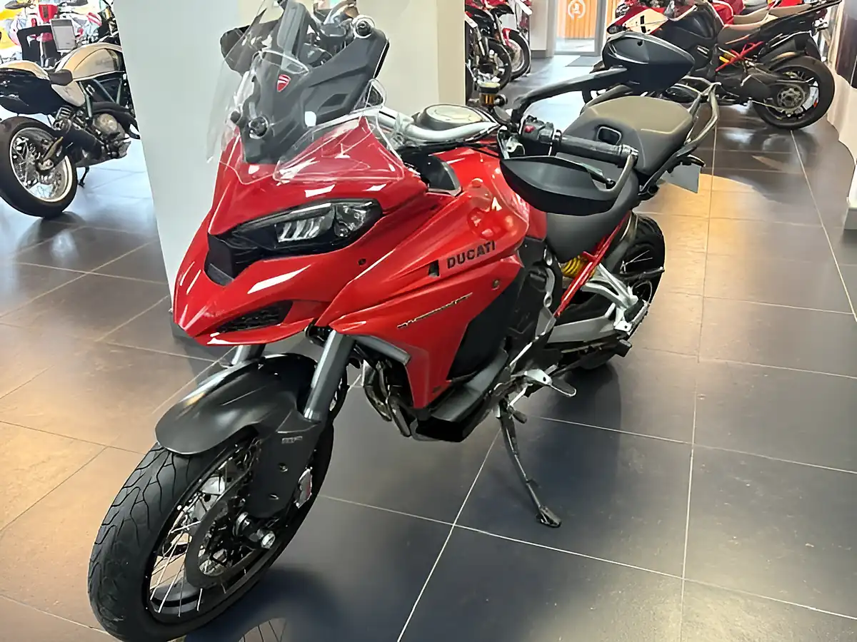 Used 2021 Ducati Multistrada V4 S Full Red - Interior and Exterior details 9