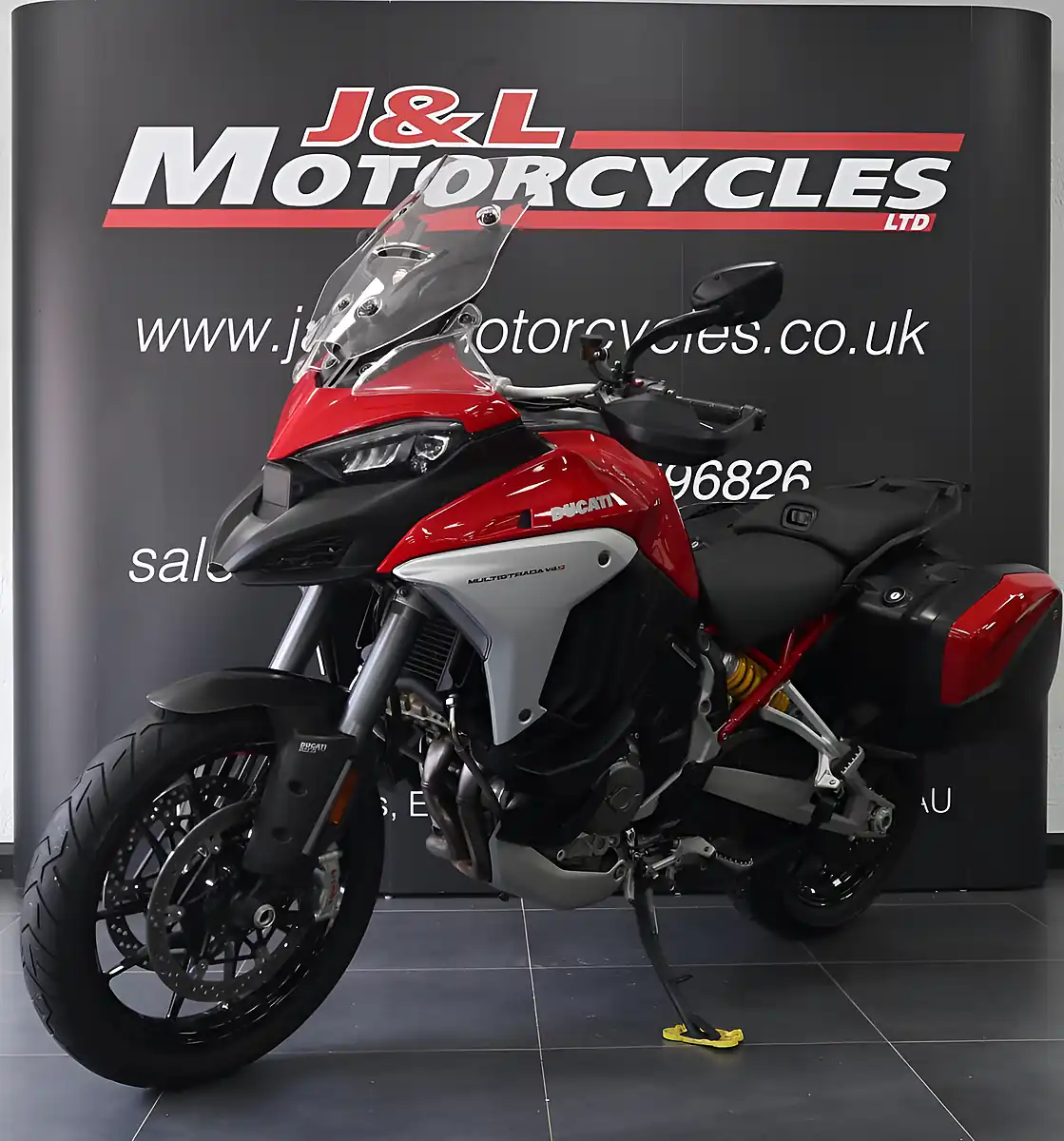 Used 2021 Ducati Multistrada V4 S Red - Interior and Exterior details 5