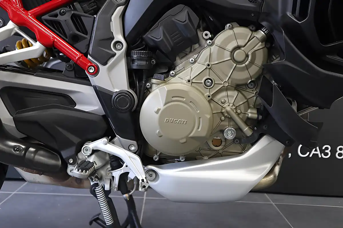 Used 2021 Ducati Multistrada V4 S Red - Interior and Exterior details 7