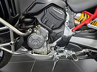 Used 2021 Ducati Multistrada V4 S Red - Interior and Exterior details 19