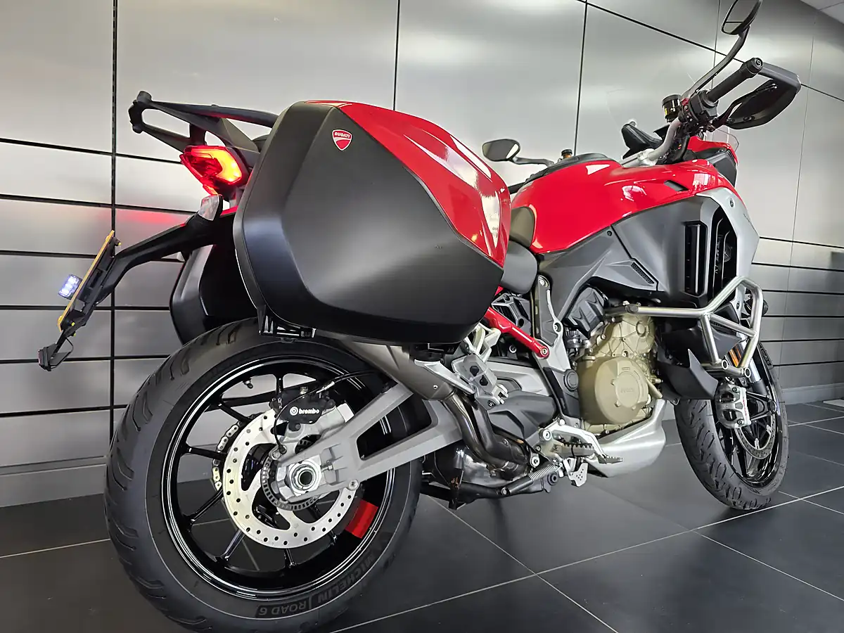 Used 2021 Ducati Multistrada V4 S Red - Interior and Exterior details 3