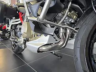 Used 2021 Ducati Multistrada V4 S Red - Interior and Exterior details 5