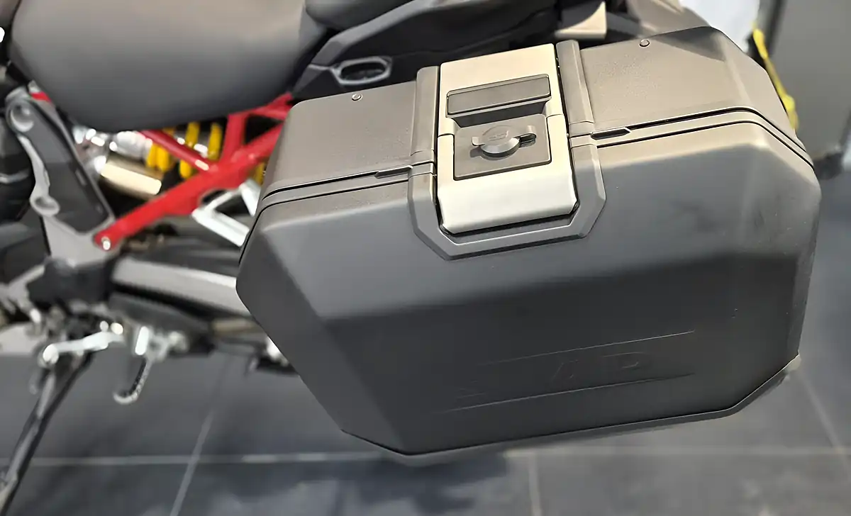 Used 2021 Ducati Multistrada V4 S Sport - Interior and Exterior details 11