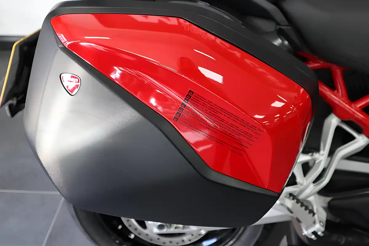 Used 2021 Ducati Multistrada V4 S Travel Red - Interior and Exterior details 10