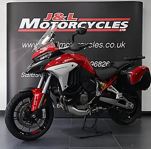 Used 2021 Ducati Multistrada V4 S Travel Red - Interior and Exterior details 5