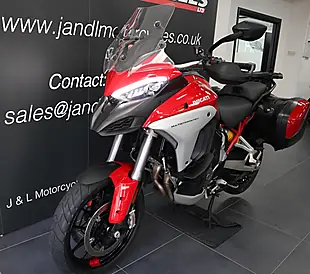 Used 2021 Ducati Multistrada V4 S Travel Red - Interior and Exterior details 7