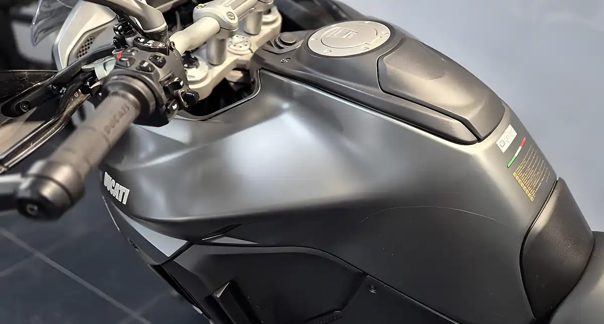 Used 2021 Ducati Multistrada V4S Full Aviator Grey - Interior and Exterior details 8