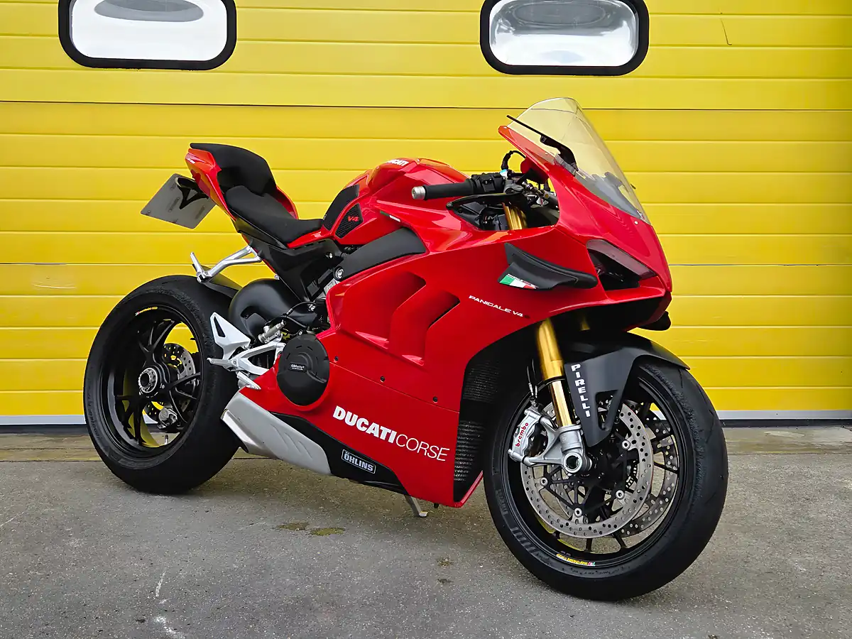 Used 2021 Ducati Panigale V4 S Red - Front View