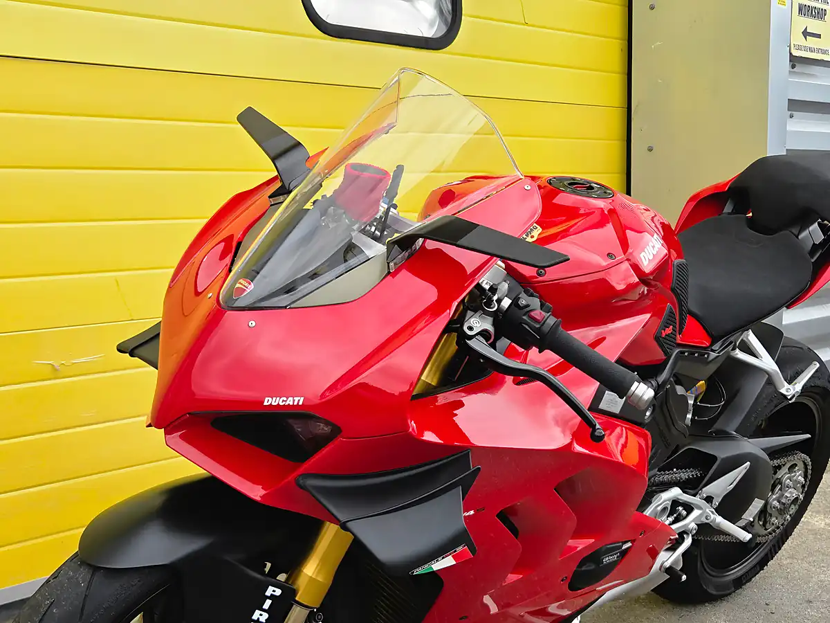 Used 2021 Ducati Panigale V4 S Red - Interior and Exterior details 20