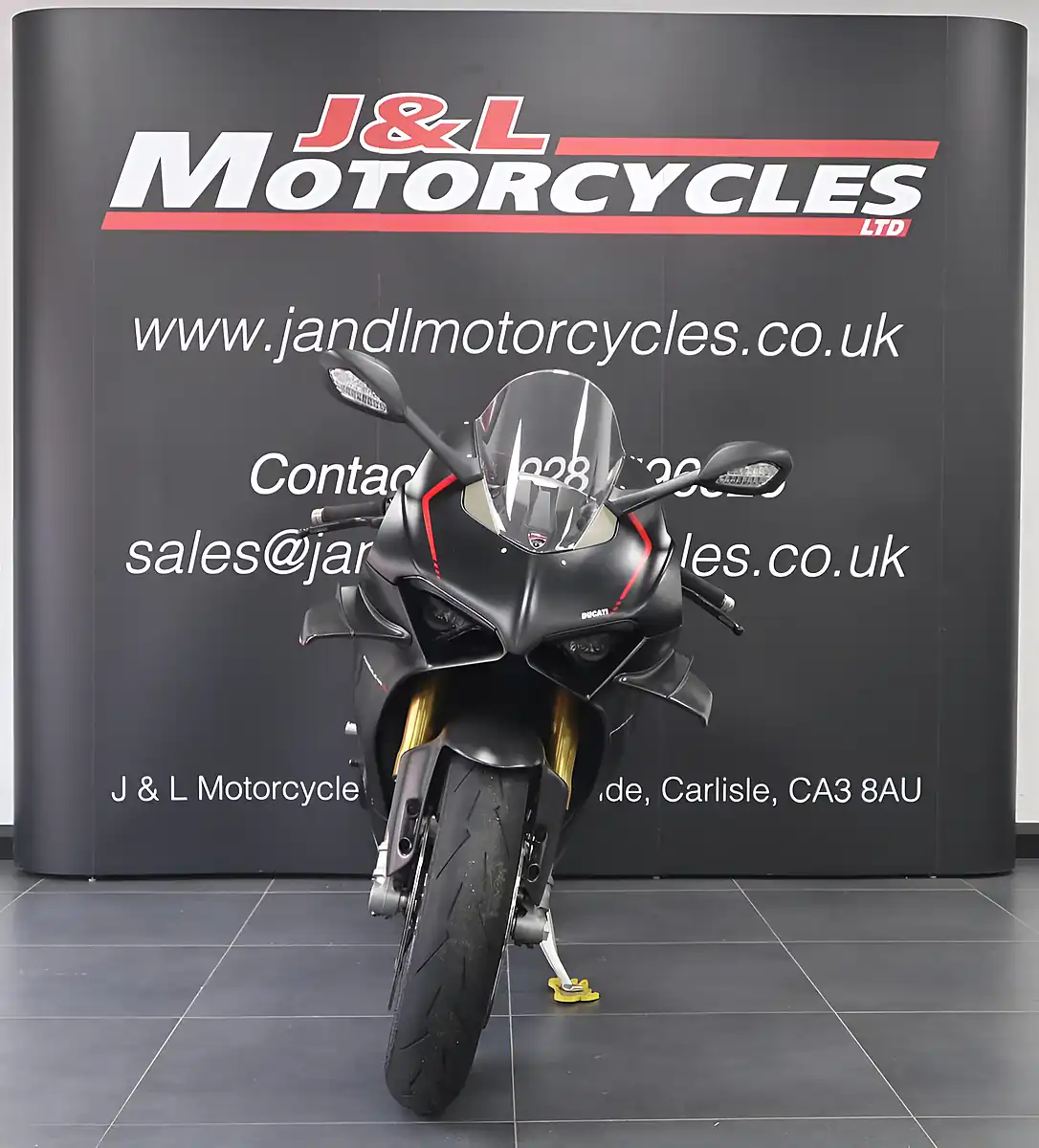 Used 2021 Ducati Panigale V4 Sp Black - Interior and Exterior details 4