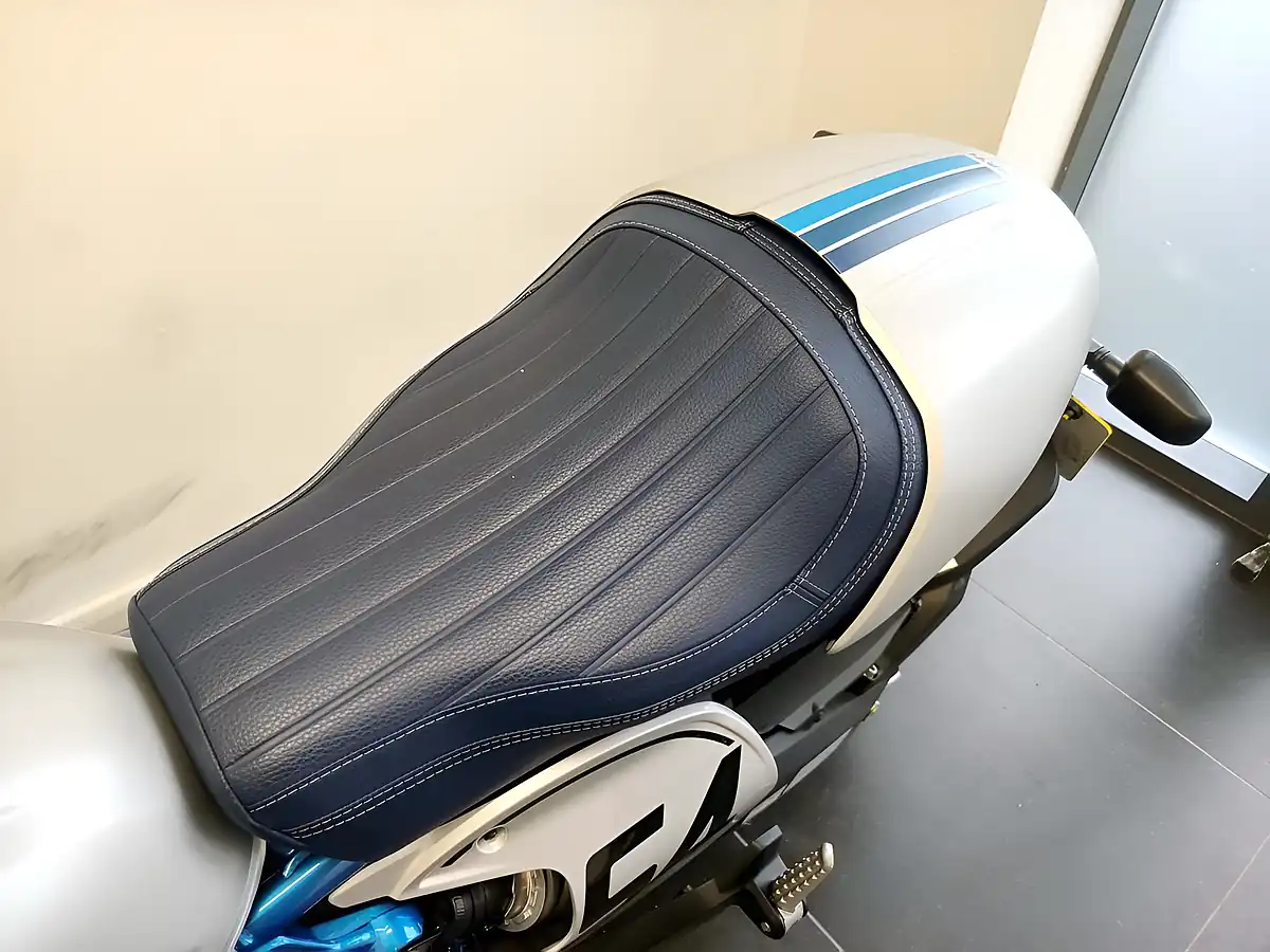 Used 2021 Ducati Scrambler Cafe Racer Blue & Silver Special Edition Blue & Silver - Interior and Exterior details 11