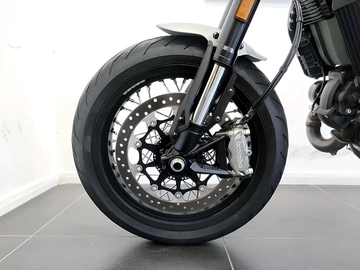 Used 2021 Ducati Scrambler Cafe Racer Blue & Silver Special Edition Blue & Silver - Interior and Exterior details 8