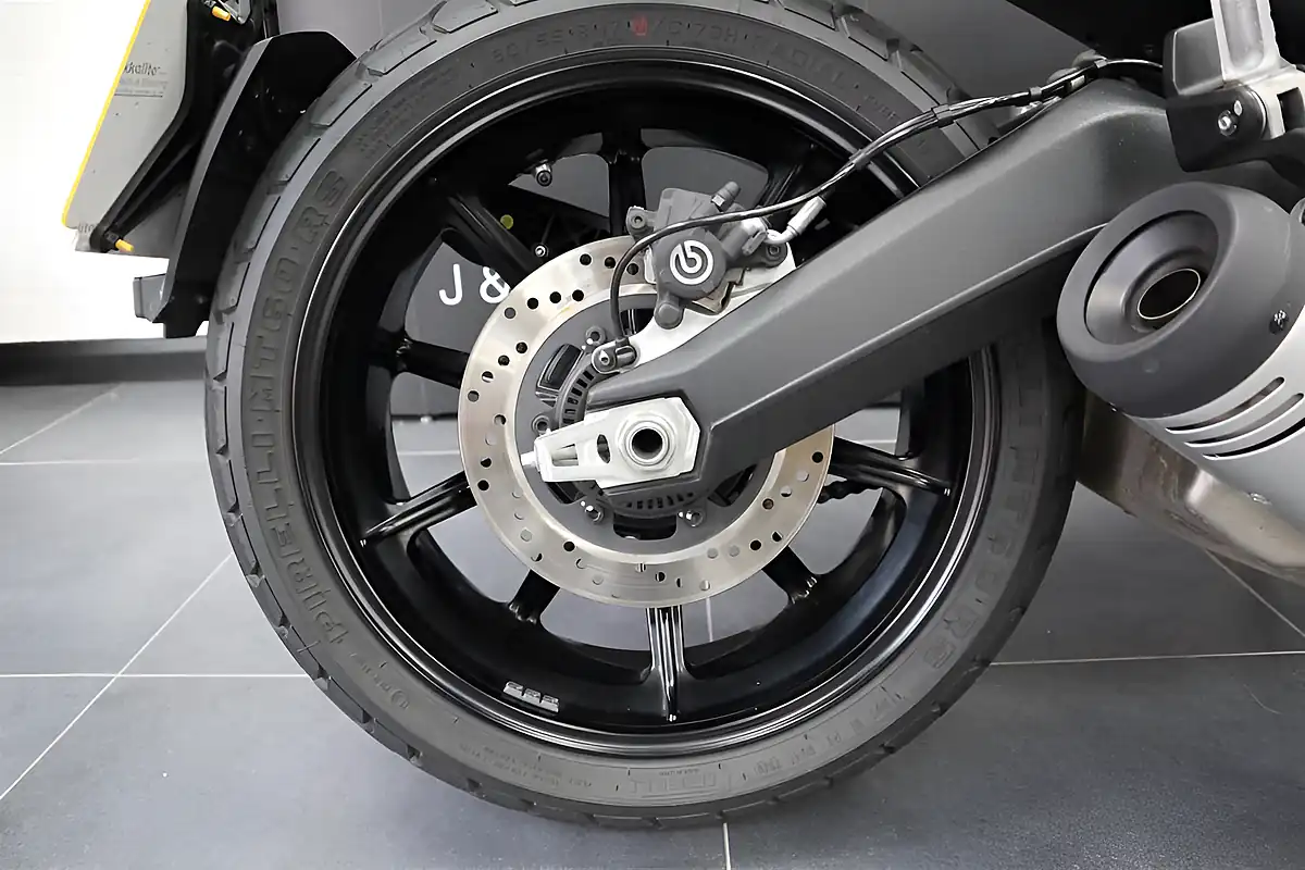 Used 2021 Ducati Scrambler Icon Dark Black - Interior and Exterior details 10