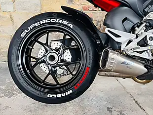 Used 2021 Ducati Streetfighter V4 Red - Interior and Exterior details 10