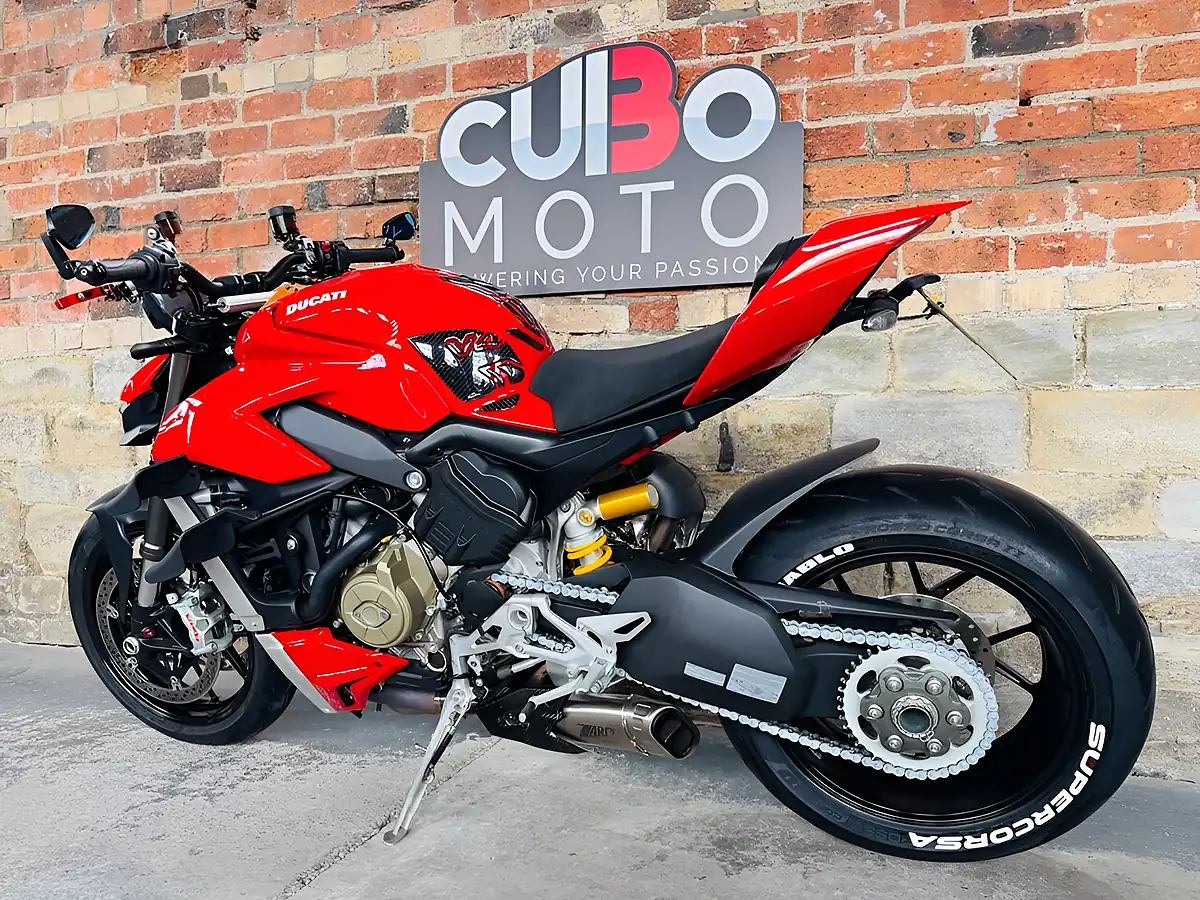 Used 2021 Ducati Streetfighter V4 Red - Interior and Exterior details 13