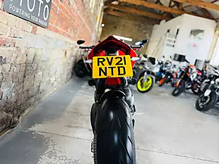 Used 2021 Ducati Streetfighter V4 Red - Interior and Exterior details 18