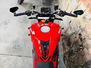 Used 2021 Ducati Streetfighter V4 Red - Interior and Exterior details 20