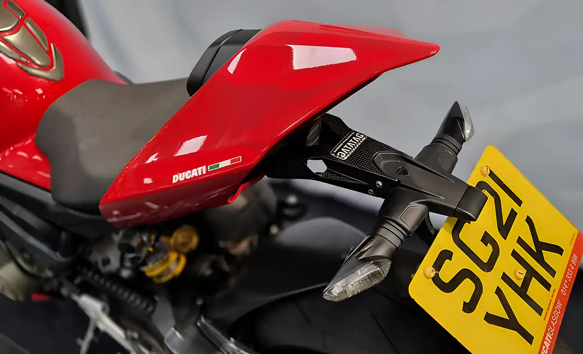 Used 2021 Ducati Streetfighter V4 S - Interior and Exterior details 12