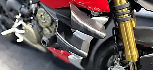 Used 2021 Ducati Streetfighter V4 S - Interior and Exterior details 16