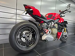 Used 2021 Ducati Streetfighter V4 S Red - Interior and Exterior details 3