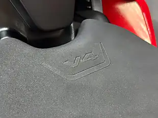 Used 2021 Ducati Streetfighter V4S Red - Interior and Exterior details 13