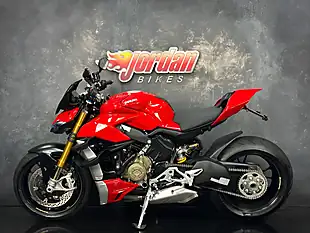 Used 2021 Ducati Streetfighter V4S Red - Interior and Exterior details 2