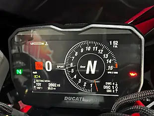 Used 2021 Ducati Streetfighter V4S Red - Interior and Exterior details 3