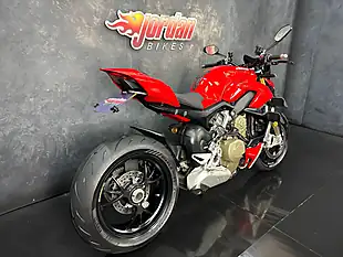 Used 2021 Ducati Streetfighter V4S Red - Interior and Exterior details 6