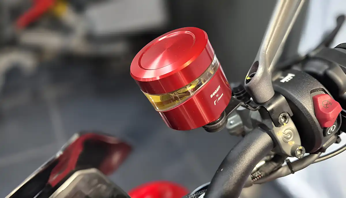 Used 2021 Ducati Streetfighter V4S S - Interior and Exterior details 13