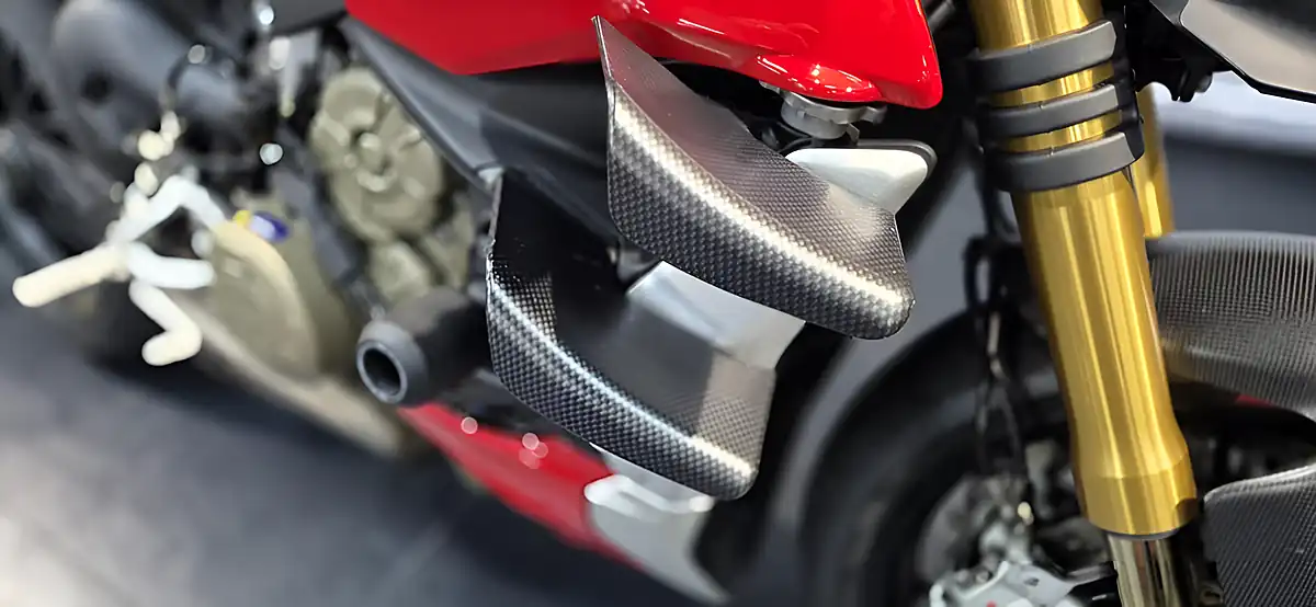 Used 2021 Ducati Streetfighter V4S S - Interior and Exterior details 16