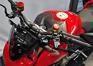Used 2021 Ducati Streetfighter V4S S - Interior and Exterior details 3