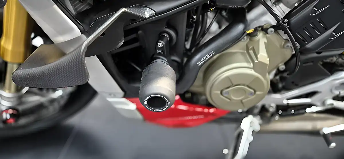 Used 2021 Ducati Streetfighter V4S S - Interior and Exterior details 5