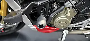 Used 2021 Ducati Streetfighter V4S S - Interior and Exterior details 6