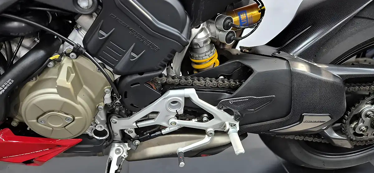 Used 2021 Ducati Streetfighter V4S S - Interior and Exterior details 7