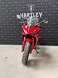 Used 2021 Ducati Supersport 950 S Ducati Red - Interior and Exterior details 4