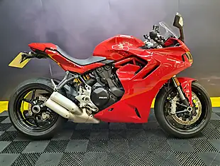Used 2021 Ducati Supersport 950 Standard Red - Interior and Exterior details 2