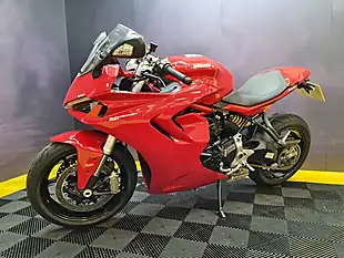 Used 2021 Ducati Supersport 950 Standard Red - Interior and Exterior details 6