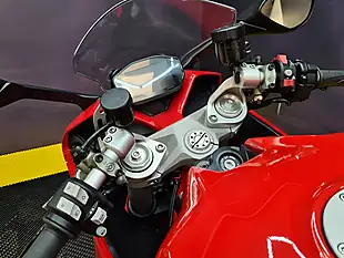 Used 2021 Ducati Supersport 950 Standard Red - Interior and Exterior details 8