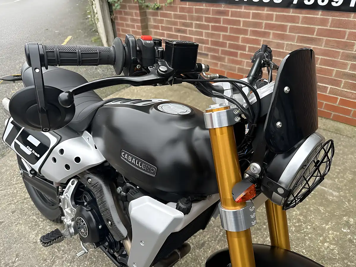 Used 2021 Fantic Motor Caballero Flat Track Black - Interior and Exterior details 10